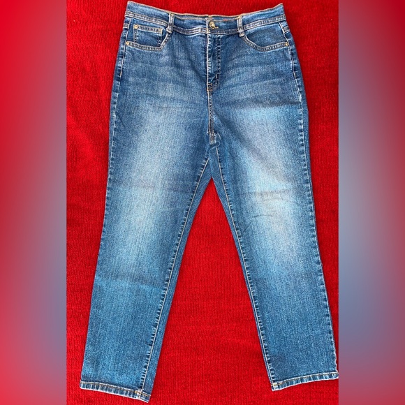 Style & Co Tummy Control Hi-Rise Jeans - Picture 2 of 10